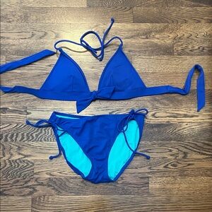 Victoria’s Secret Blue Two-Piece Triangle Bikini Set